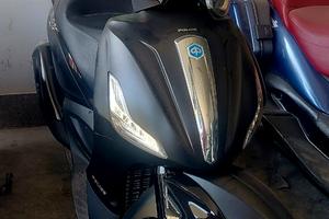 Piaggio Beverly Police 300