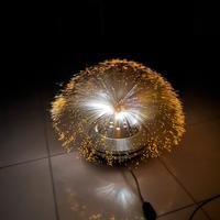 Lampada da tavolo con fibre ottiche