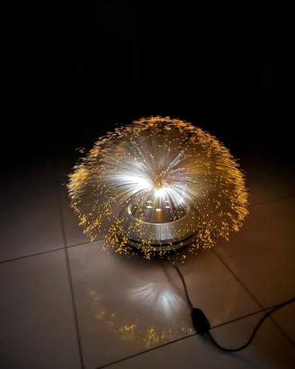 Lampada da tavolo con fibre ottiche