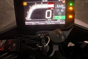 Honda hornet 750 depotenziata