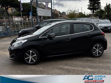 Peugeot 208 PureTech 82 5 porte Allure