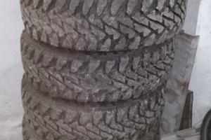 cerchi lega con pneumatici 