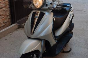 beverly tourer 125 anno 2010 km 60000