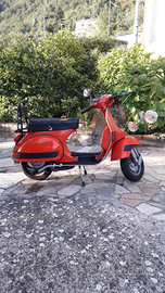 Vespa P200 E
