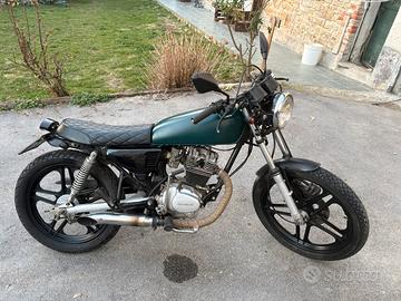 Honda CB 125 cafe racer