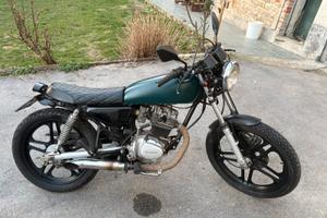 Honda CB 125 cafe racer