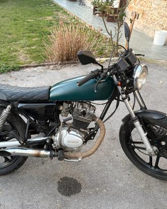 Honda CB 125 cafe racer