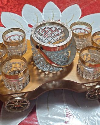 Set da liquori o whisky vintage.