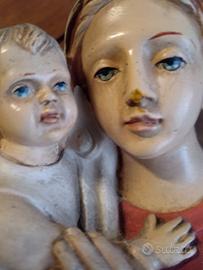 bassorilievo Madonna e bambino