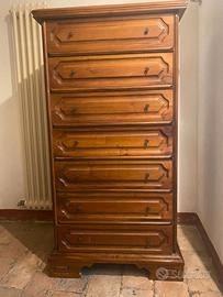 Cassettiera in legno
