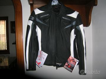 Giacca moto in pelle per donna
