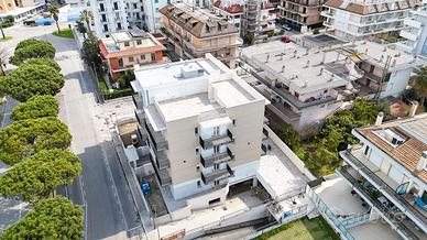 3 LOCALI A SAN BENEDETTO DEL TRONTO