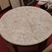 Tavolino con piano in marmo vintage