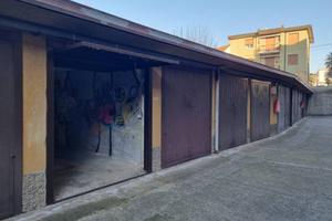 Box / Garage di 12 m² a Villa Cortese