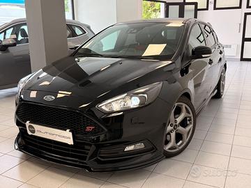 Ford FOCUS ST 2.0 250CV MANUALE
