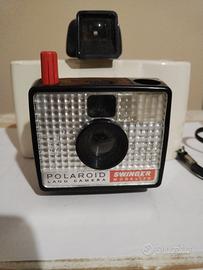 MACCHINA FOTOGRAFICA POLAROID SWINGER MODEL 20