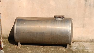 serbatoio di 300 litri acciaio 