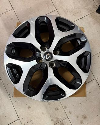 Cerchi in lega renault 17”