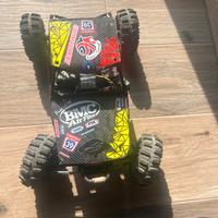 Axial wraith  2.2 4wd 1/10 scaler crawler