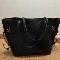 Borsa Louis Vuitton Nera in pelle