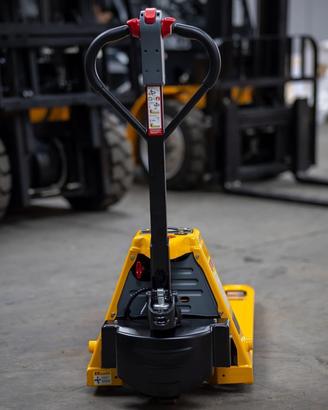 Transpallet elettrico da 20 quintali con batteria 