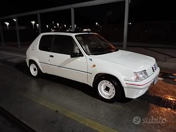 Peugeot 205 replica Rally