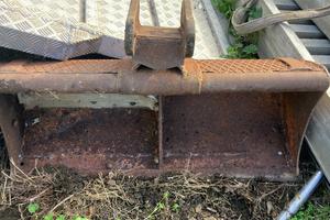 Benna scavafossi escavatore 30q