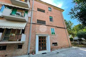 3 LOCALI A FERRARA