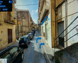Locale commerciale in via roma