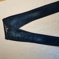 jeans in denim di Latino