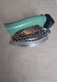 Ferro da Stiro Retrò Elettro Non Funzionante