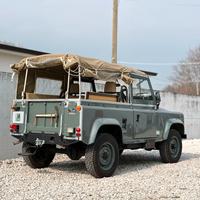 Land Rover Defender 90 telonato Restaurato