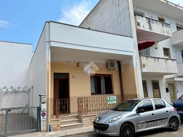 3 LOCALI A GALLIPOLI
