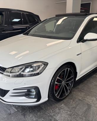 VW GOLF 7.5 GTD 2.0 184 CV TETTO APRIBILE