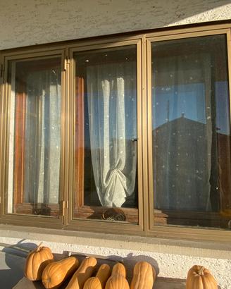 Finestra alluminio tre ante