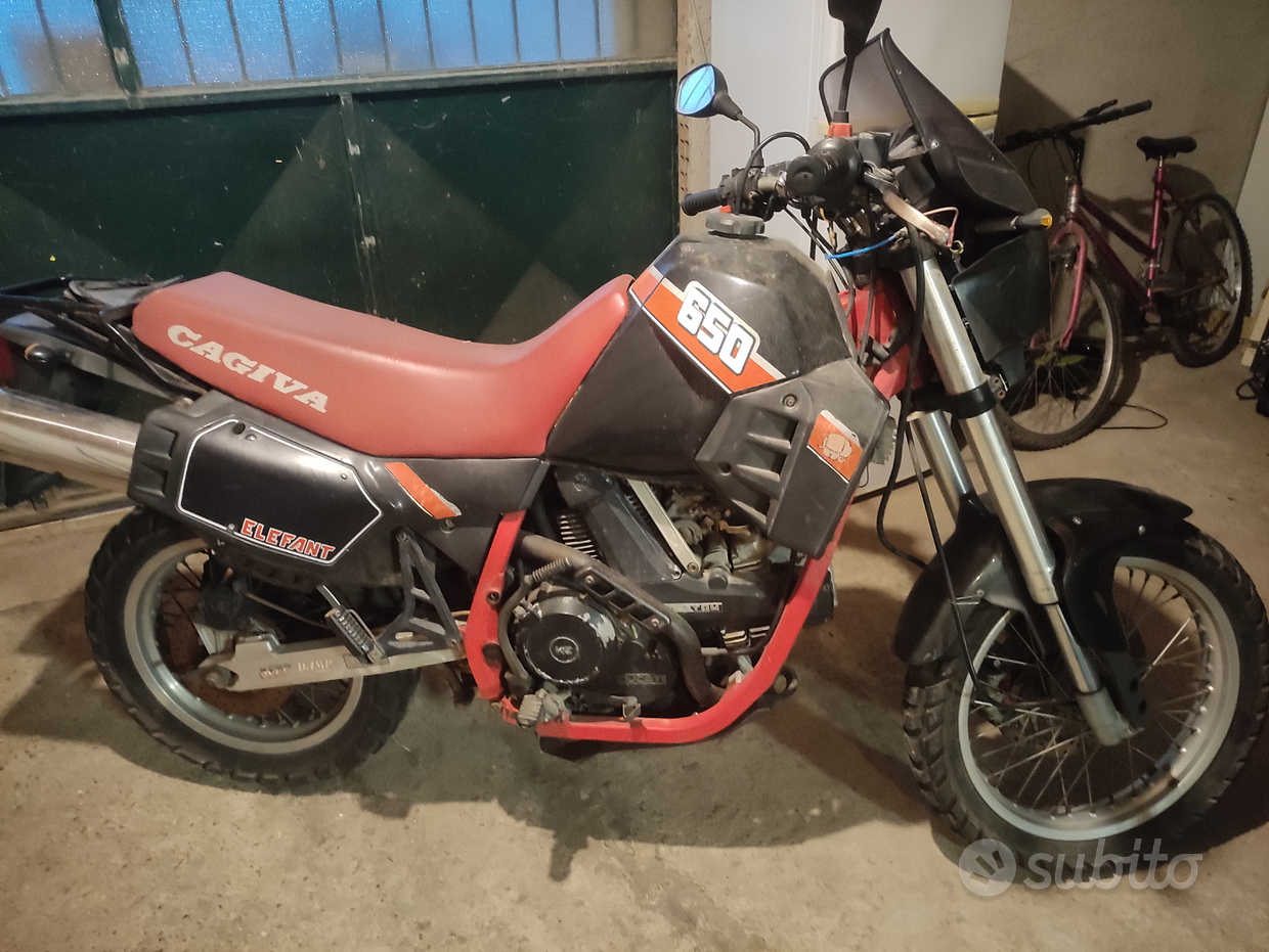 Feu arrière gauche, modèle 5 portes, fumé pour BMW Serie 1 E87/E81/E82