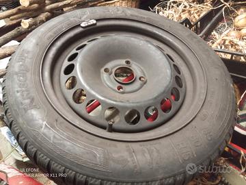 gomme da neve più cerchi