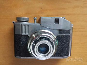 Macchina fotografica vintage Bencini Comet II