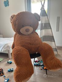 Orso peluches enorme
