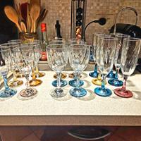 Set 18 pezzi Calici Vetro Gambo Colorato