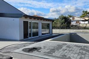 Villa a Aci Bonaccorsi