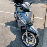 Honda SH 300i ABS 2011