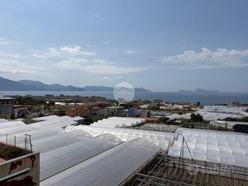 3 LOCALI A TORRE DEL GRECO