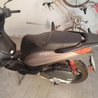 Piaggio Medley 150 - 2022