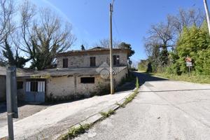 RUSTICO A MONTESCUDO - MONTECOLOMBO