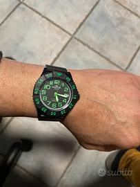 Orologio mondia intrepido