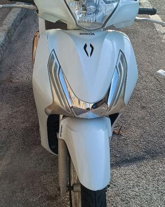 HONDA SH150 UNIPROPRIETARIO 2015