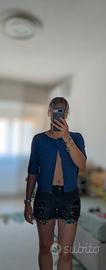 Cardigan corto donna con bottone centrale