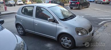 Yaris d4d unico proprietario