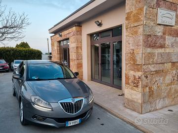 Lancia Delta 1.6 MJT DPF Argento